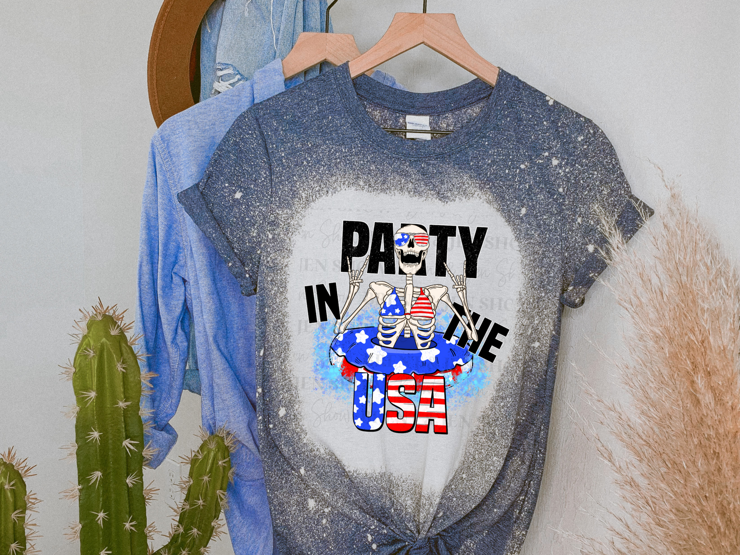 Party In the USA T-Shirt